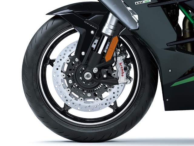 KAWASAKI NINJA H2-SX SE 2026 SIVA - slika 9